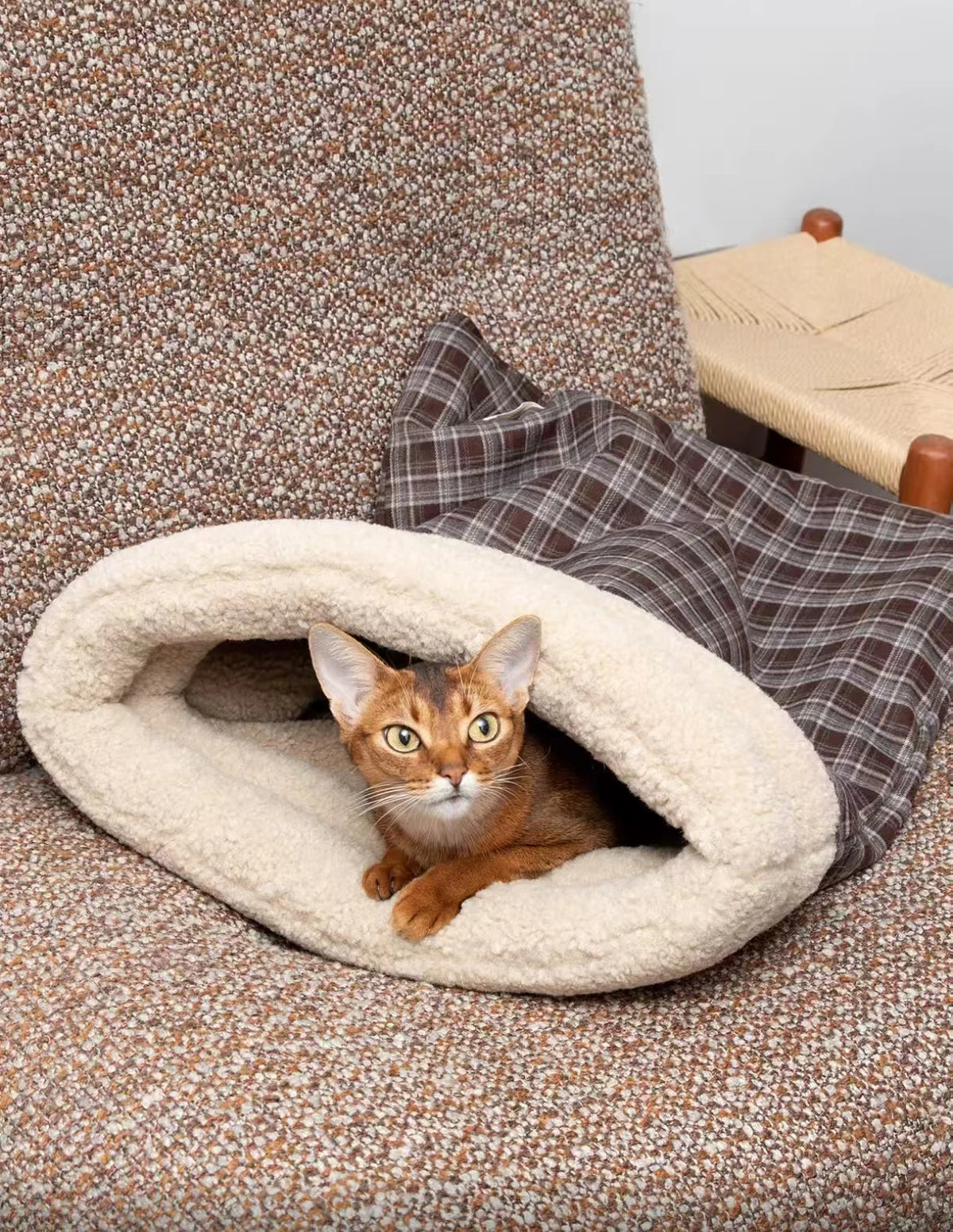 HiDREAM Covered Cave Cat Bed - Thick Warm Plush Sleeping Bag for Indoor Cats
