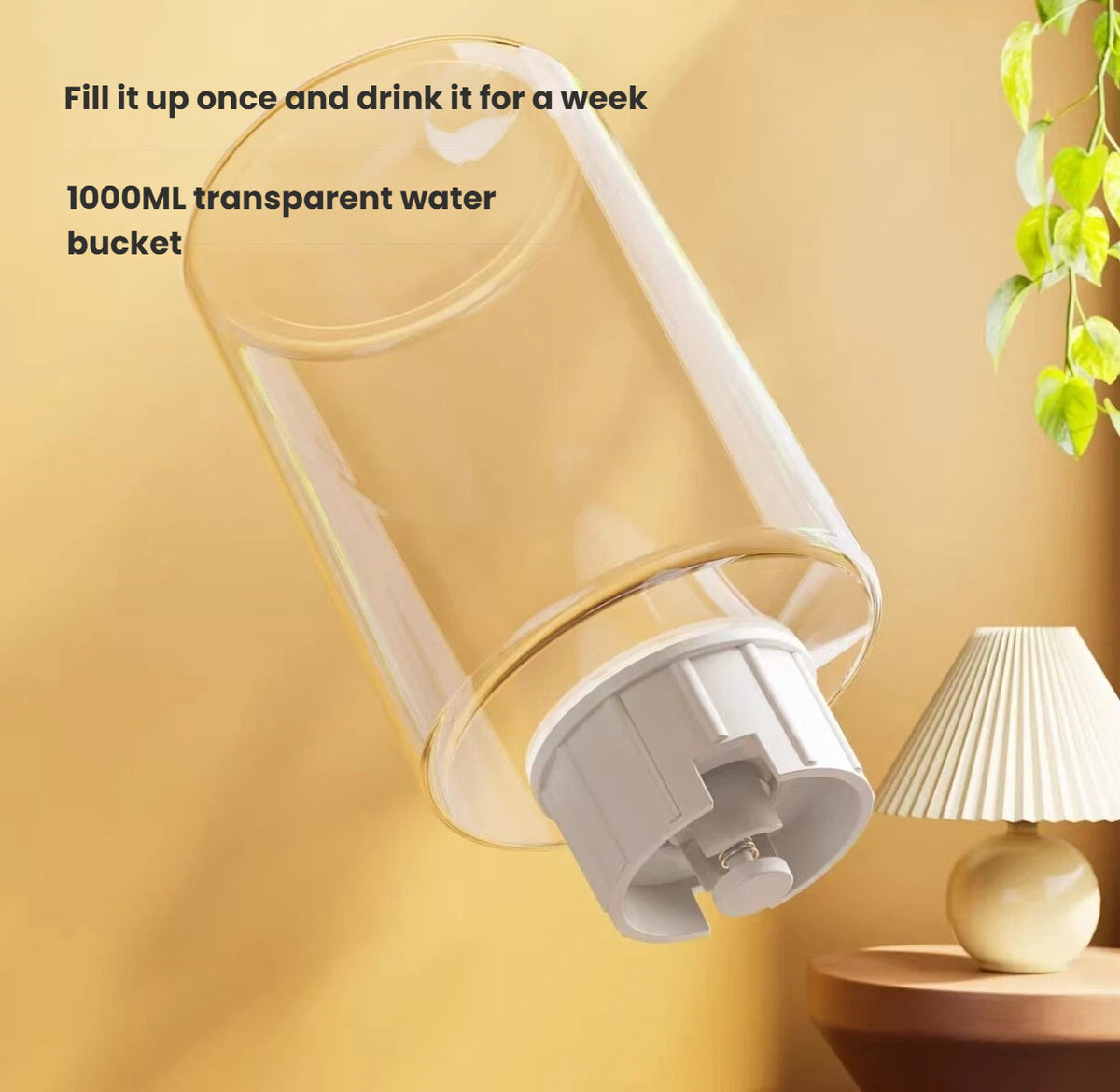 One-litre removable water bottle for the gravity pet dispenser