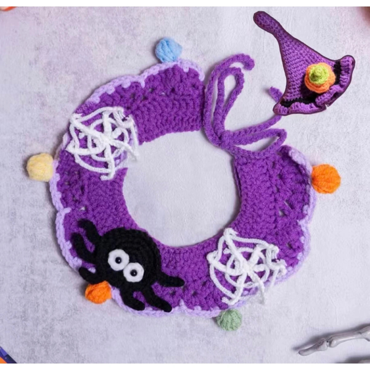 Purple crochet collar with cat design