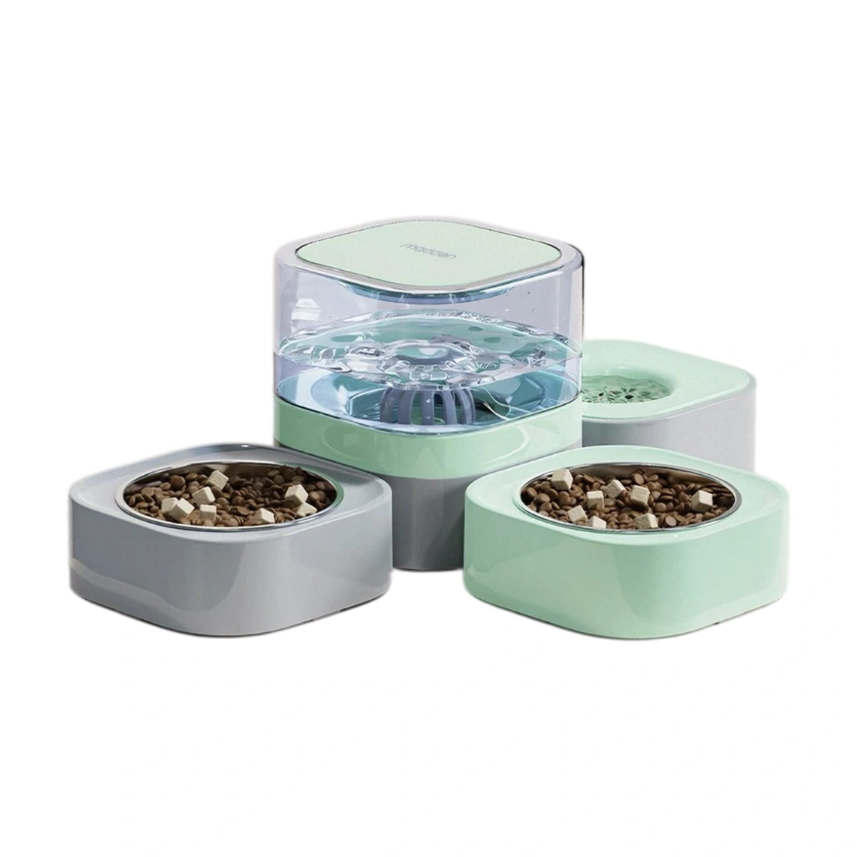 Green Madden station with three bowls