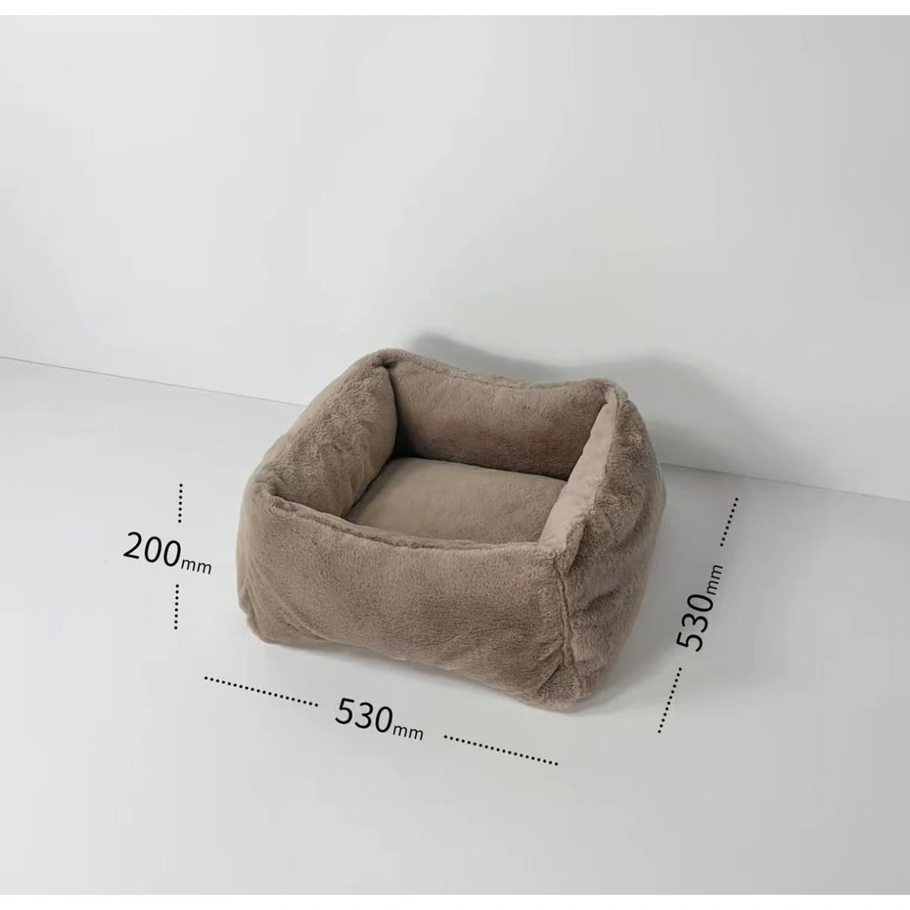 inFluffy square pet bed dimension guide showing 530 × 530 × 200 mm