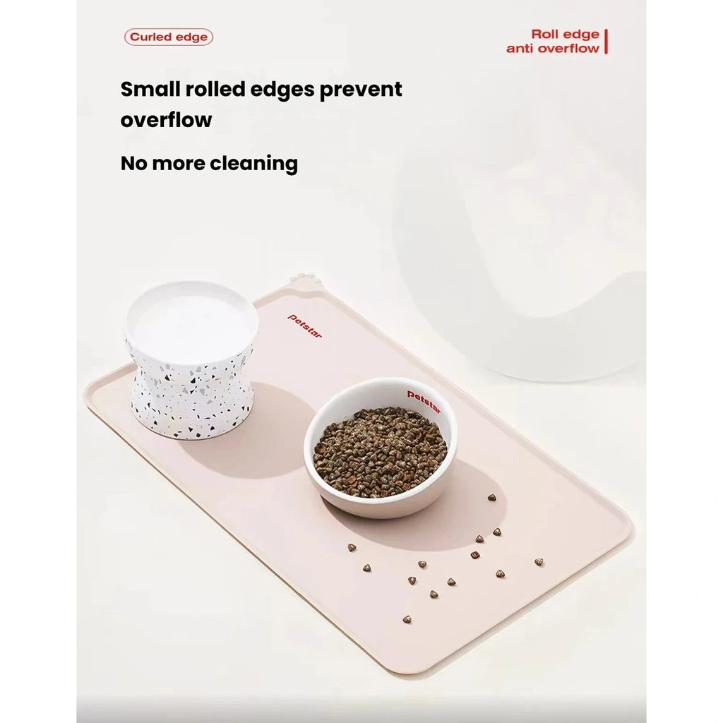 Two bowls placed on the Petstar feeding mat with a raised spill edge
